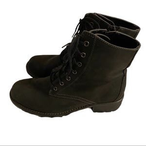 Clarks Black Lace-Up Combat Boots